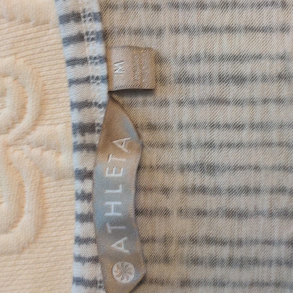 Athleta sleeveless top. White and gray. Women M - Picture 2 of 3